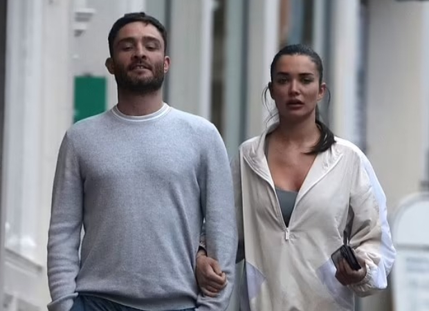 Amy Jackson makes first appearance with her new boyfriend, Gossip Girl
