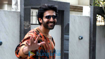 Photos: Kartik Aaryan snapped with his Mini Cooper out for a drive
