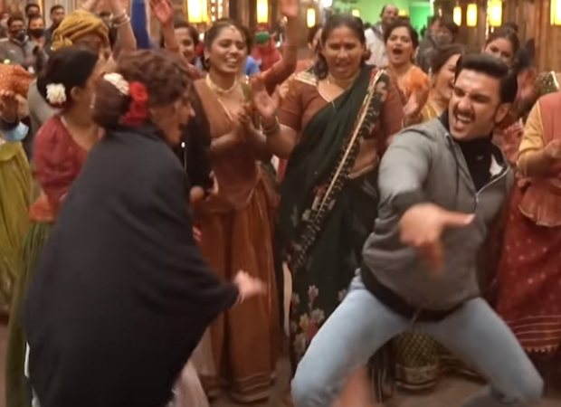 Ranveer Singh dances with Alia Bhatt on 'Dholida' on the sets of Gangubai Kathiawadi in behind-the-scenes video 