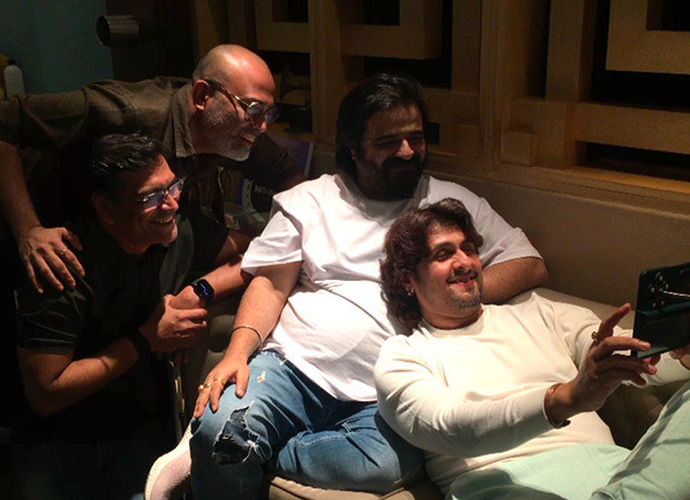 Sonu Nigam to mesmerise the audience with his voice in Laal Singh Chaddha's upcoming song 'Main Ki Karaan?'