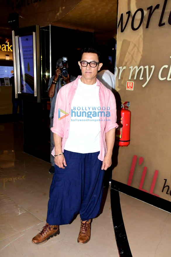 Photos: Aamir Khan snapped at the trailer preview of Laal Singh Chaddha