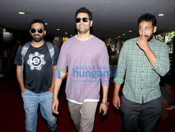 Photos: Kangana Ranaut, Arjun Rampal, Adivi Sesh and others snapped at the airport