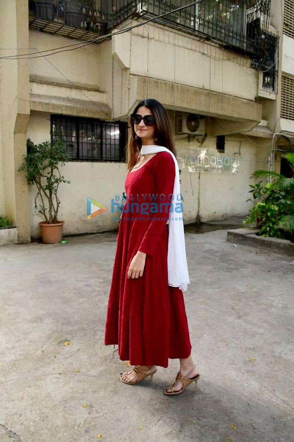 Photos: Palak Tiwari snapped in Juhu Photos: Palak Tiwari snapped in Juhu