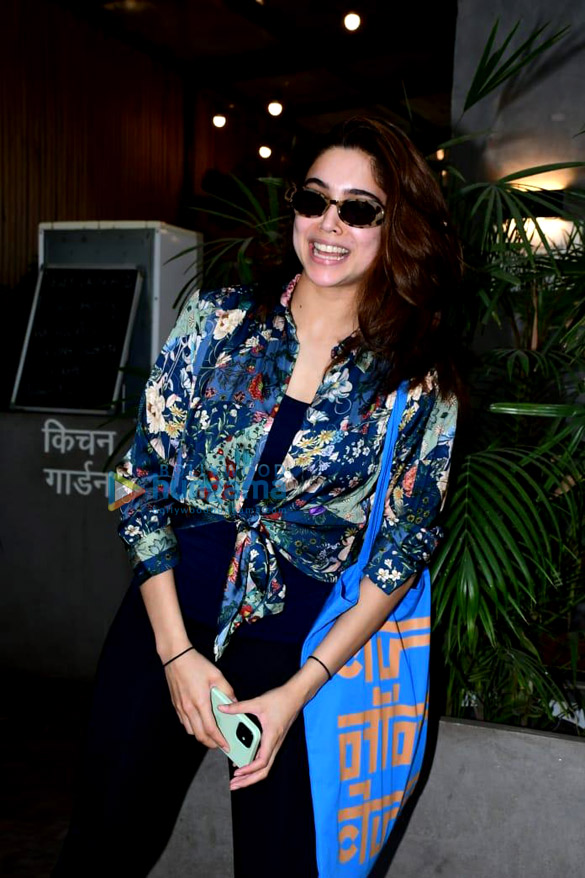 Photos: Sharvari Wagh snapped in Juhu Photos: Sharvari Wagh snapped in Juhu