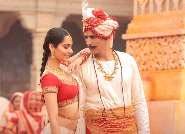Akshay Kumar plays Holi with Manushi Chhillar in romantic song 'Hadd Kar De' teaser from Prithviraj, watch video
