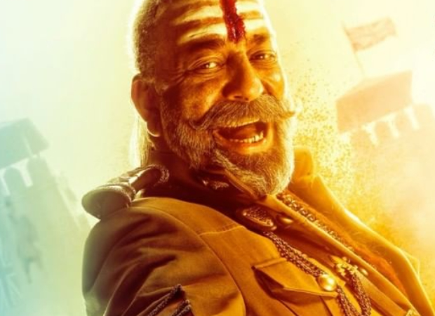 Shamshera First Look: Sanjay Dutt flaunts his evil smile in intriguing poster of menacing Daroga Shuddh Singh : Bollywood News