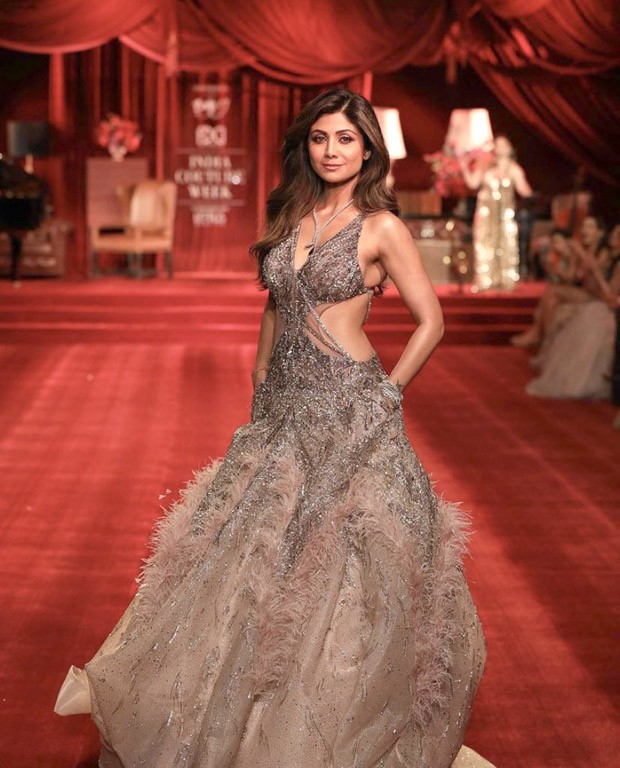 Shilpa Shetty Kundra captivates all while walking ramp for Dolly J at Indian Couture Week