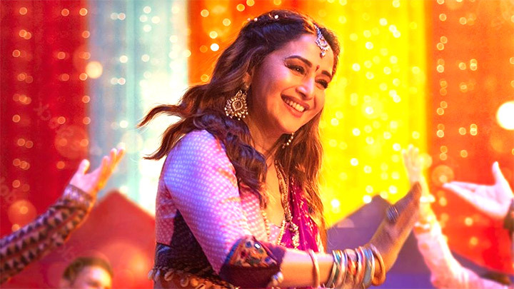 Boom Padi Song – Maja Ma | Madhuri Dixit – Bollywood Hungama