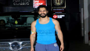 Photos: Varun Dhawan snapped outside his gym in Khar