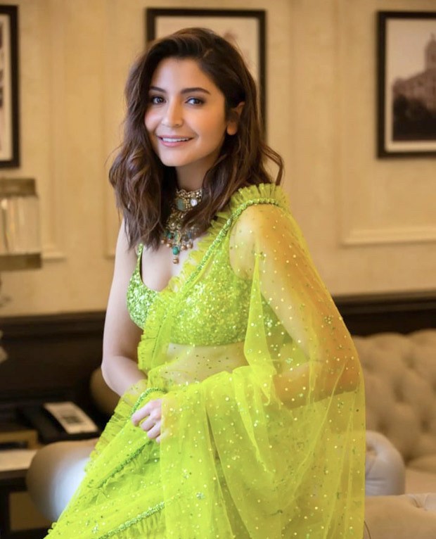 Anushka Sharma sparkles in a green Sabyasachi saree for Diwali, leaves Virat Kohli in awe