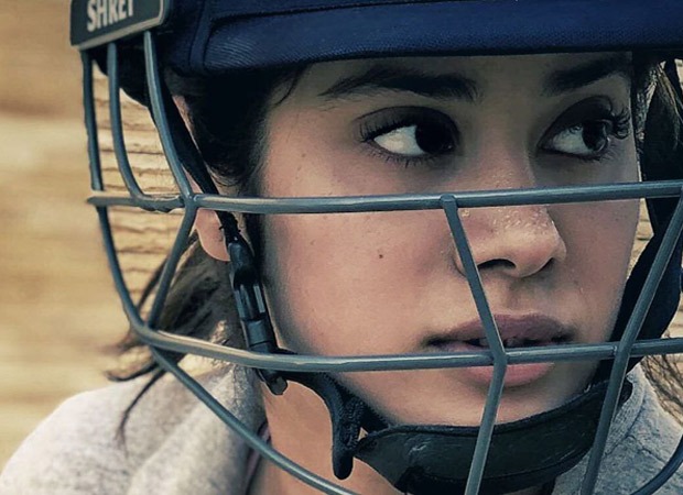 Janhvi dislocates her shoulder twice for Mr. & Mrs. Mahi Janhvi dislocates her shoulder twice for Mr. & Mrs. Mahi